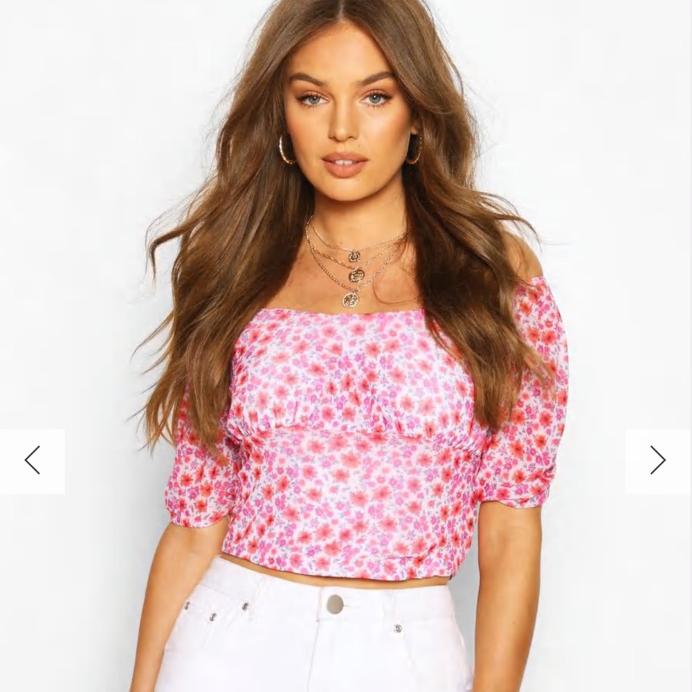 Floral crop top with sheer puff sleeves